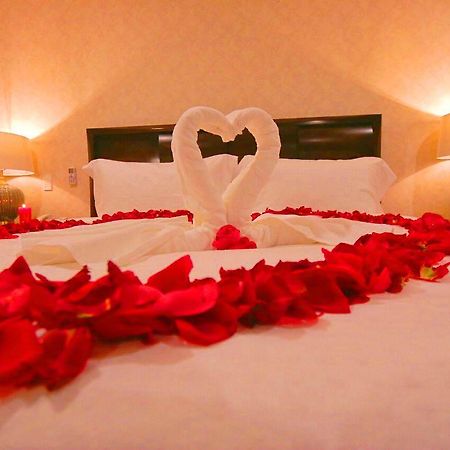 Roles Hotel スクレ エクステリア 写真