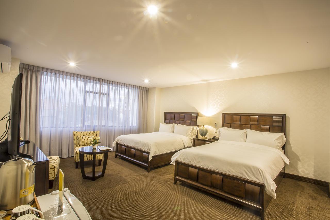 Roles Hotel スクレ エクステリア 写真