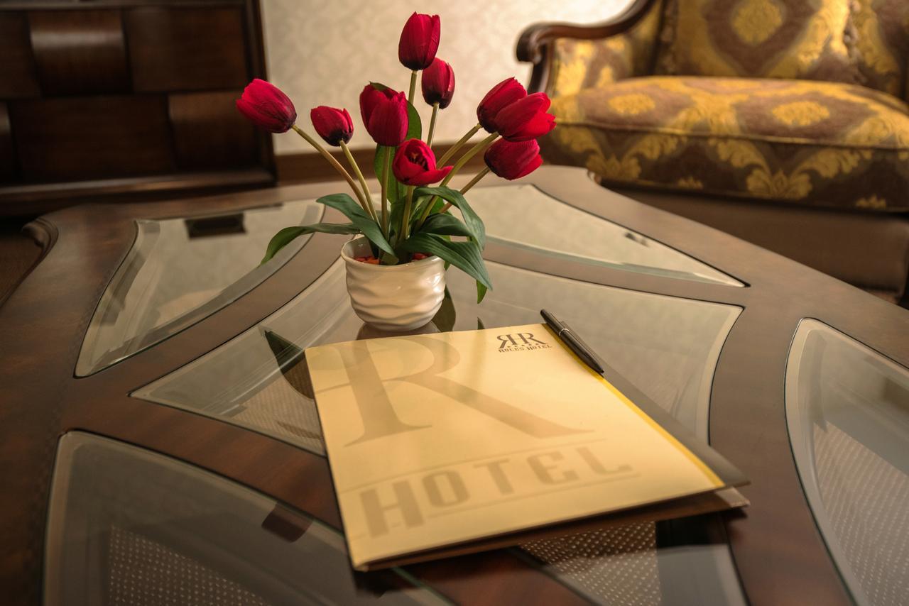 Roles Hotel スクレ エクステリア 写真